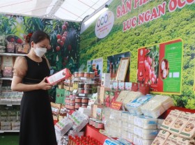 Image: Bắc Giang farm produce at Games venue