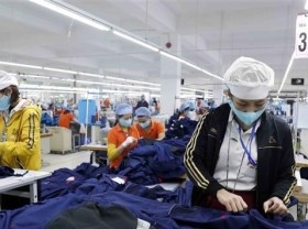 Image: Five month import-export turnover up 15.6 percent