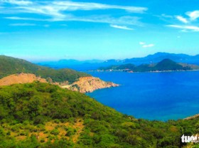 Image: Check out this magnificent coastal road in central Vietnam