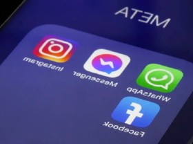 Image: 2 iPhones had been ‘boycotted’ by WhatsApp after October 24