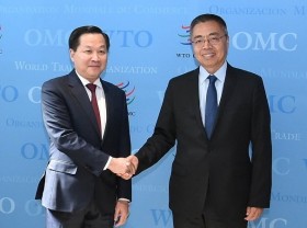 Image: Deputy PM works with WTO deputy director-general in Geneva