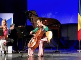 Image: Embassy holds Vietnam-Romania friendship concert in Bucharest