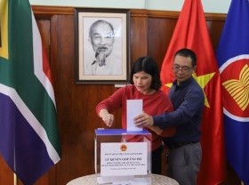 Image: Fundraising held in South Africa to support islanders, solders in Truong Sa