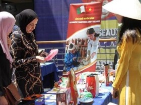 Image: Photo exhibition on Vietnam underway in Algeria