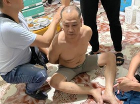 Image: The second the robber broke into the financial institution in Hai Phong, threatened the employees with a gun
