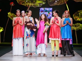 Image: Pink Silk collection accentuates northern highland folk traditions