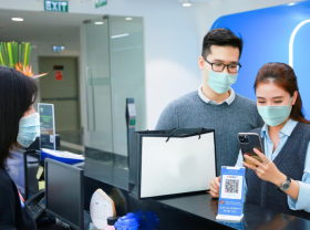 Image: Vietnam’s dong goes cashless