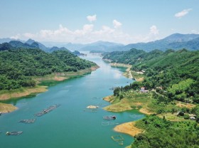 Image: TRAVEL GUIDE Hoa Binh