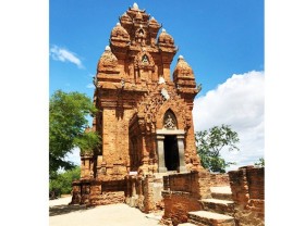 Image: The beauty of ancient town amid sun and wind in Phan Rang