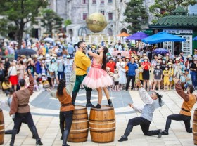 Image: Beach city sets up amazing summer vacation