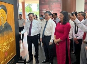 Image: Exhibition highlights the life and career of celebrity Nguyen Dinh Chieu