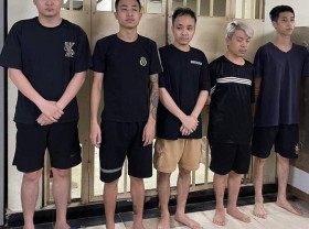 Image: Hanoi: 2 youngsters went to a bar to play with 25 million dong, 5 individuals have been prosecuted