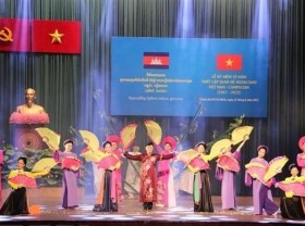 Image: Vietnam, Cambodia strengthen relations