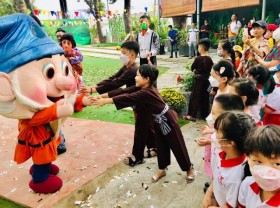 Image: Puppet, circus shows for children open at Gia Định Park