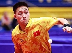 Image: Nguyen Anh Tu claims silver at regional table tennis championships
