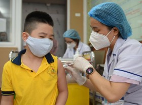 Image: Vietnam reports 1,047 new COVID-19 cases on June 1