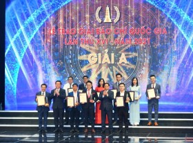 Image: Winners of National Press Awards 2021 honoured