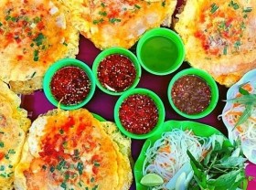 Image: 'Banh ep': A dish certain to satisfy nighttime cravings in Hue