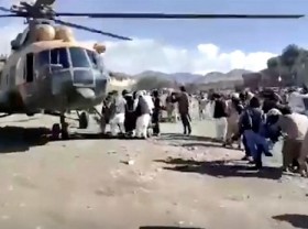 Image: Afghan quake kills 950; toll seen likely to rise