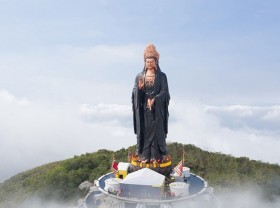 Image: Famous temples in Tay Ninh must come once