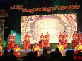 Image: Festival honouring traditional values opens in Thue Thien Hue