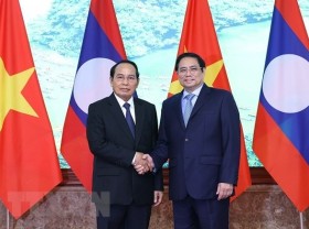 Image: PM suggests bringing Vietnam-Laos economic cooperation on par with political ties