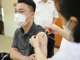 Image: Vietnam records 1,761 new COVID-19 cases on July 27