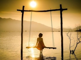 Image: The places to watch the sunset in Hue are surprisingly beautiful 