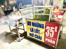 Image: ‘Bò nướng lá lốt, mỡ chài’: The magical favor of beef rolls on the street of Vietnam
