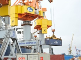 Image: Opportunities, challenges for second-half exports