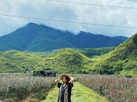 Image: Experiencing Ban Luot hot spring, soaking while watching the scenery is very chill