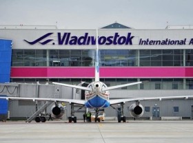Image: Russia actively negotiating to open regular direct flights to Vietnam: official