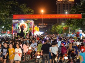 Image: Celebrate the atmosphere of the largest Mid-Autumn Festival festival in the country in Tuyen Quang