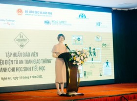 Image: National workshop trains teachers on traffic safety e-curriculum