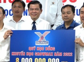 Image: GrowMax and Vietnam Agriculture News embrace underpriviledged children's knowledge