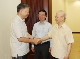 Image: Party General Secretary chairs steering committee on anti-corruption
