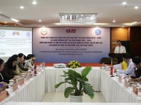 Image: Vietnam, Laos reinforce ties in social security