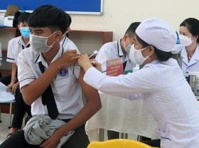 Image: Vietnam records 2,192 new COVID-19 cases on August 12