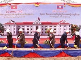 Image: Vietnamese, Lao Ministries of Public Security eye stronger cooperation