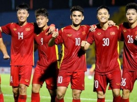Image: Football: Vietnam advance to final round of International U19 Tournament