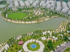 Image: Explore a tropical marine-style park in Ho Chi Minh City