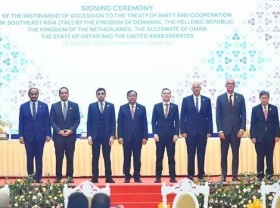 Image: Six more countries join amity, cooperation treaty in Southeast Asia