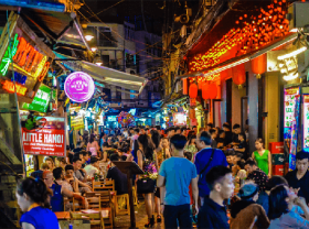 Image: Canadian journalist: Coming to Vietnam, I understood what street food is like!