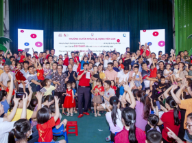 Image: “Sinh Con, Sinh Cha” offers useful knowledge on child health, behaviors and intelligence