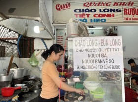 Image: A bowl of gratitude porridge “0,2$ or no money is fine”
