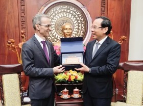 Image: Switzerland eyes stronger economic cooperation with HCMC