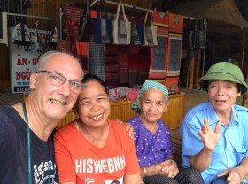 Image: Dutch engineer 30 days to cross Vietnam alone