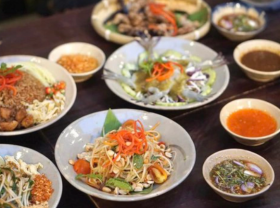 Image: Thai dishes are “storming” recently, young people are eager to find delicious restaurants all over HCMC