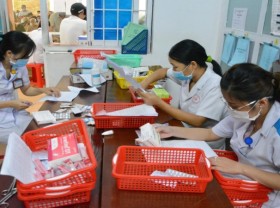 Image: Drug certificate expiry leads to risk of medicine shortfall