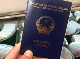 Image: Gov’t proposes adding birthplace field to Vietnam’s new passports